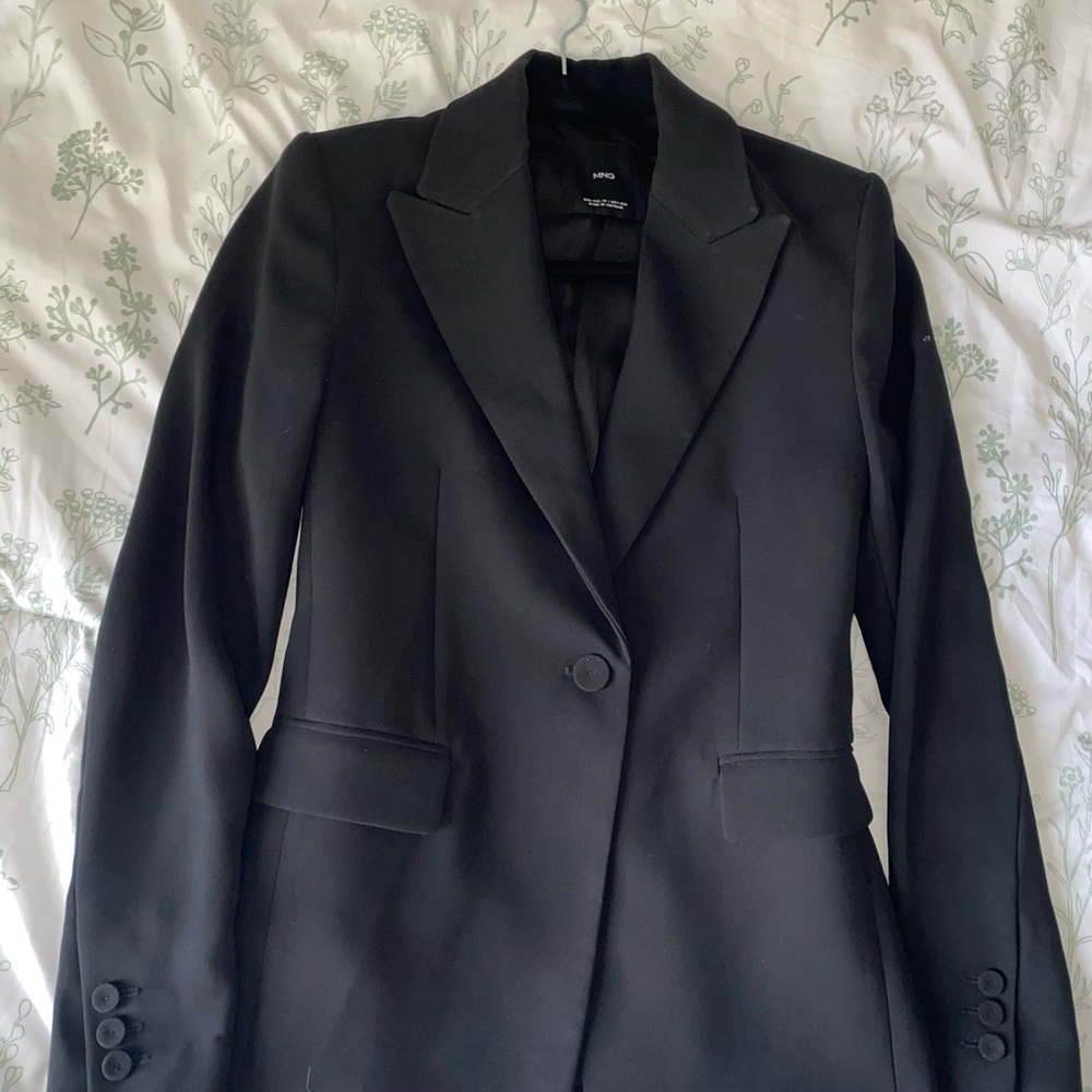 Women's Black Blazer